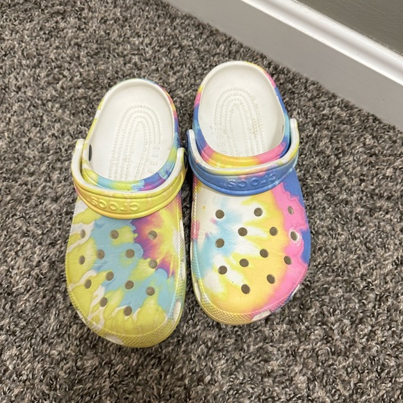 Tie dye Crocs - Picture 2 of 3